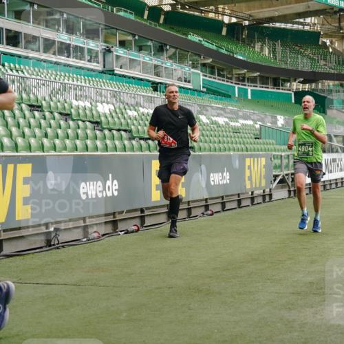 13.09.2026 - 21. swb-Marathon Bremen Michael Burmester http://msf.ph/oto/10442044 13.09.2026 12:43:14 Laufen im Stadion 439, 749, 819, 969, 1009, 1223, 1224, 1372, 1562, 1619, 1667, 1712, 1745, 1850, 1862, 1879, 1921, 2094, 2207, 2651, 2683, 3251, 3368, 3500, 3584, 3688, 4096, 4739, 4847, 4904, 5143, 5199, 5316, 5369, 5601, 5663, 5672, 5776, 5828, 6359, 6579, 6929, 6991, 7141, 7170, 7841, 7950, 8311, 8383, 8394, 8689, 8749, 8850, 8994, 9120, 9153, 9200, 9233, 9533, 9849, 126, 453, 671, 807, 862, 901, 912, 1136, 1248, 1472, 1576, 1587, 1717, 1751, 1758, 5160, 5163, 5912 meine-sportfotos.de