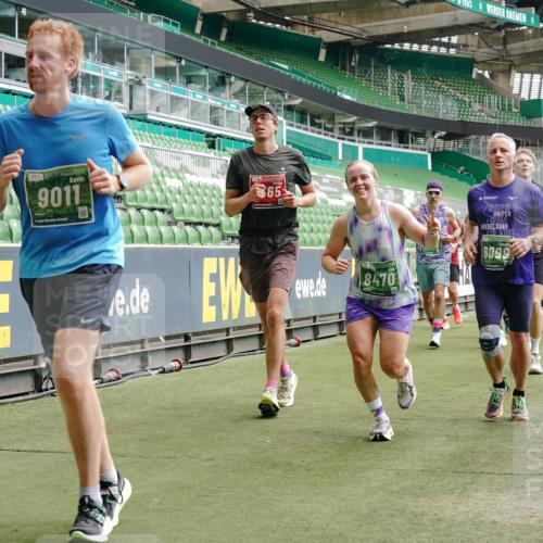 13.09.2026 - 21. swb-Marathon Bremen Michael Burmester http://msf.ph/oto/10442048 13.09.2026 13:07:09 Laufen im Stadion 109, 132, 156, 217, 287, 303, 310, 372, 430, 454, 489, 578, 607, 613, 682, 716, 784, 800, 808, 809, 831, 834, 846, 911, 922, 1083, 1173, 1189, 1205, 1210, 1274, 1322, 1364, 1365, 1369, 1387, 1395, 1437, 1532, 1533, 1545, 1574, 1581, 1600, 1823, 1831, 1841, 1848, 1854, 1871, 1909, 1926, 1938, 2003, 2070, 2076, 2090, 2219, 2244, 2275, 2283, 2310, 2318, 2355, 2356, 2393, 2405, 2440, 2464, 2492, 2565, 2699, 2707, 2721, 2731, 2755, 2802, 2818, 2831, 2866, 2902, 2911, 2949, 2960, 3115 meine-sportfotos.de