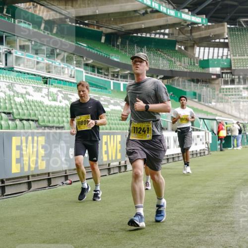 13.09.2026 - 21. swb-Marathon Bremen Michael Burmester http://msf.ph/oto/10442072 13.09.2026 10:28:13 Laufen im Stadion 10096, 10142, 10170, 10172, 10189, 10223, 10231, 10267, 10269, 10270, 10289, 10293, 10294, 10310, 10316, 10319, 10329, 10348, 10393, 10421, 10489, 10504, 10508, 10514, 10525, 10538, 10544, 10566, 10594, 10628, 10638, 10655, 10709, 10739, 10744, 10770, 10814, 10835, 10846, 10860, 10873, 10876, 10897, 10898, 10910, 10917, 10923, 10956, 10992, 10993, 11005, 11007, 11018, 11035, 11058, 11060, 11063, 11076, 11087, 11092, 11110, 11111, 11148, 11170, 11193 meine-sportfotos.de