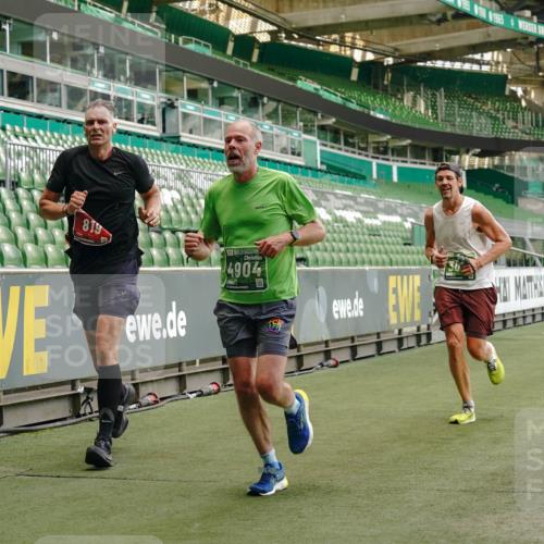 13.09.2026 - 21. swb-Marathon Bremen Michael Burmester http://msf.ph/oto/10442114 13.09.2026 12:43:16 Laufen im Stadion 439, 623, 749, 819, 969, 1009, 1223, 1224, 1372, 1562, 1619, 1667, 1712, 1745, 1770, 1850, 1862, 1879, 1921, 2094, 2207, 2651, 2683, 3251, 3368, 3500, 3584, 3688, 4096, 4739, 4847, 4904, 5143, 5199, 5316, 5369, 5601, 5663, 5672, 5776, 5828, 6359, 6579, 6929, 6991, 7141, 7170, 7841, 7950, 8311, 8383, 8394, 8689, 8749, 8850, 8994, 9120, 9153, 9200, 9233, 9533, 9849, 126, 453, 640, 671, 735, 807, 862, 901, 912, 1136, 1248, 1472, 1576, 1587, 1717, 1751, 1758, 5160, 5163, 5912 meine-sportfotos.de