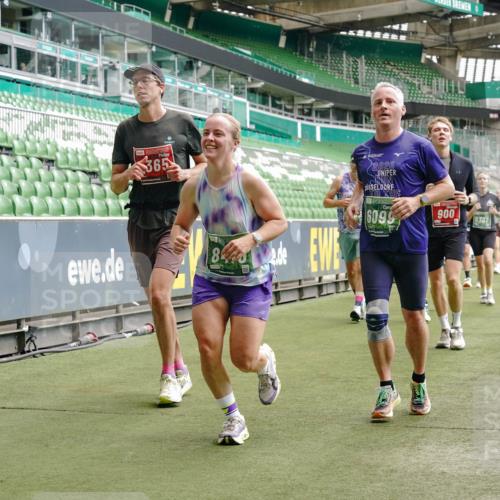 13.09.2026 - 21. swb-Marathon Bremen Michael Burmester http://msf.ph/oto/10442125 13.09.2026 13:07:10 Laufen im Stadion 109, 132, 156, 217, 287, 303, 310, 372, 430, 454, 489, 578, 607, 613, 682, 716, 784, 800, 808, 809, 831, 834, 846, 911, 922, 1083, 1173, 1189, 1205, 1210, 1274, 1322, 1364, 1365, 1369, 1387, 1395, 1437, 1532, 1533, 1545, 1574, 1581, 1600, 1823, 1831, 1841, 1848, 1854, 1871, 1909, 1926, 1938, 2003, 2070, 2076, 2090, 2219, 2244, 2275, 2283, 2310, 2318, 2355, 2356, 2393, 2405, 2440, 2464, 2492, 2565, 2699, 2707, 2721, 2731, 2755, 2802, 2818, 2831, 2866, 2902, 2911, 2949, 2960, 3115 meine-sportfotos.de