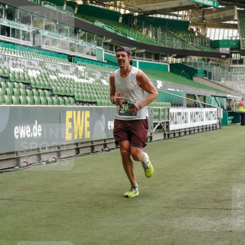 13.09.2026 - 21. swb-Marathon Bremen Michael Burmester http://msf.ph/oto/10442126 13.09.2026 12:43:17 Laufen im Stadion 439, 623, 749, 819, 969, 1009, 1223, 1224, 1372, 1562, 1619, 1667, 1712, 1745, 1770, 1850, 1862, 1879, 1921, 2094, 2207, 2651, 2683, 3251, 3368, 3500, 3584, 3688, 4096, 4739, 4847, 4904, 5143, 5199, 5316, 5369, 5601, 5663, 5672, 5776, 5828, 6359, 6579, 6929, 6991, 7141, 7170, 7841, 7950, 8311, 8383, 8394, 8689, 8749, 8850, 8994, 9120, 9153, 9200, 9233, 9533, 9849, 126, 453, 603, 640, 671, 735, 807, 862, 901, 912, 1136, 1248, 1472, 1576, 1587, 1717, 1751, 1758, 5160, 5163, 5912 meine-sportfotos.de