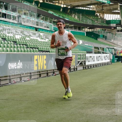 13.09.2026 - 21. swb-Marathon Bremen Michael Burmester http://msf.ph/oto/10442139 13.09.2026 12:43:17 Laufen im Stadion 439, 623, 749, 819, 969, 1009, 1223, 1224, 1372, 1562, 1619, 1667, 1712, 1745, 1770, 1850, 1862, 1879, 1921, 2094, 2207, 2651, 2683, 3251, 3368, 3500, 3584, 3688, 4096, 4739, 4847, 4904, 5143, 5199, 5316, 5369, 5601, 5663, 5672, 5776, 5828, 6359, 6579, 6929, 6991, 7141, 7170, 7841, 7950, 8311, 8383, 8394, 8689, 8749, 8850, 8994, 9120, 9153, 9200, 9233, 9533, 9849, 126, 453, 603, 640, 671, 735, 807, 862, 901, 912, 1136, 1248, 1472, 1576, 1587, 1717, 1751, 1758, 5160, 5163, 5912 meine-sportfotos.de