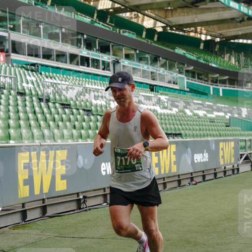 13.09.2026 - 21. swb-Marathon Bremen Michael Burmester http://msf.ph/oto/10442180 13.09.2026 12:43:26 Laufen im Stadion 439, 623, 678, 749, 819, 969, 1009, 1223, 1224, 1372, 1498, 1562, 1619, 1712, 1745, 1770, 1862, 1879, 1921, 2098, 2207, 2651, 2683, 3251, 3368, 3500, 3584, 3688, 4096, 4739, 4847, 4904, 5143, 5199, 5316, 5369, 5601, 5663, 5672, 5776, 5828, 6359, 6579, 6929, 6991, 7015, 7141, 7170, 7841, 7950, 8311, 8383, 8394, 8689, 8749, 8850, 8994, 9120, 9153, 9200, 9233, 9533, 9849, 126, 453, 603, 640, 671, 735, 807, 862, 912, 1136, 1248, 1472, 1576, 1587, 1717, 1751, 1758, 5163, 5912 meine-sportfotos.de