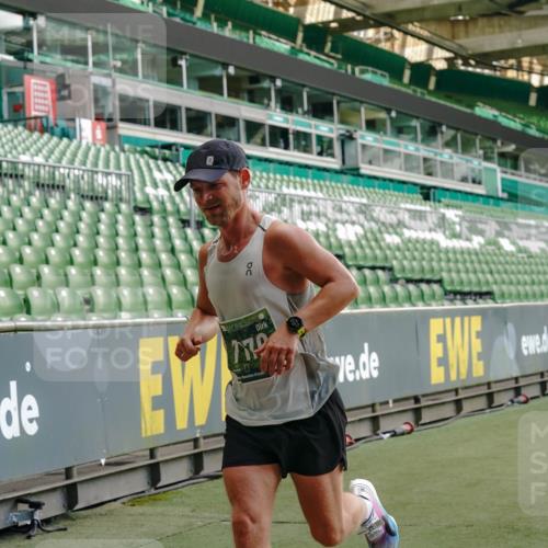 13.09.2026 - 21. swb-Marathon Bremen Michael Burmester http://msf.ph/oto/10442194 13.09.2026 12:43:26 Laufen im Stadion 439, 623, 678, 749, 819, 969, 1009, 1223, 1224, 1372, 1498, 1562, 1619, 1712, 1745, 1770, 1862, 1879, 1921, 2098, 2207, 2651, 2683, 3251, 3368, 3500, 3584, 3688, 4096, 4739, 4847, 4904, 5143, 5199, 5316, 5369, 5601, 5663, 5672, 5776, 5828, 6359, 6579, 6929, 6991, 7015, 7141, 7170, 7841, 7950, 8311, 8383, 8394, 8689, 8749, 8850, 8994, 9120, 9153, 9200, 9233, 9533, 9849, 126, 453, 603, 640, 671, 735, 807, 862, 912, 1136, 1248, 1472, 1576, 1587, 1717, 1751, 1758, 5163, 5912 meine-sportfotos.de