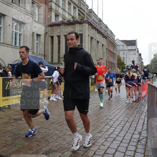 13.09.2026 - Kiel Lauf Yannick Fuchs http://msf.ph/oto/10442477 13.09.2026 11:55:41 Ziel  meine-sportfotos.de