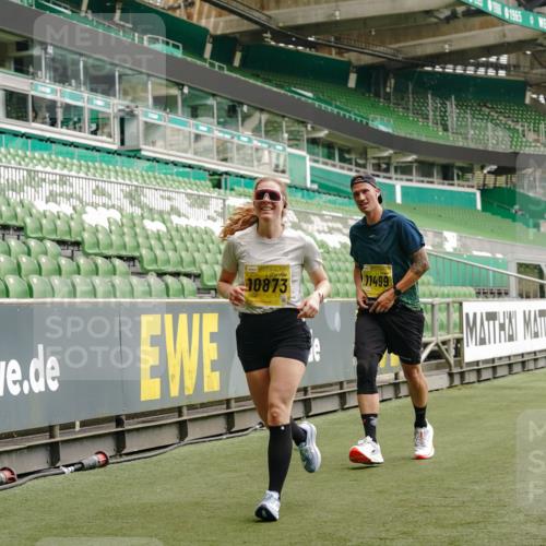 13.09.2026 - 21. swb-Marathon Bremen Michael Burmester http://msf.ph/oto/10442528 13.09.2026 10:28:22 Laufen im Stadion 10096, 10142, 10170, 10172, 10189, 10200, 10223, 10231, 10267, 10269, 10270, 10289, 10293, 10294, 10310, 10316, 10329, 10348, 10393, 10421, 10489, 10508, 10514, 10525, 10538, 10544, 10566, 10594, 10628, 10638, 10655, 10709, 10739, 10744, 10770, 10814, 10835, 10840, 10846, 10860, 10876, 10897, 10898, 10910, 10917, 10923, 10956, 10993, 11005, 11007, 11018, 11035, 11058, 11060, 11076, 11087, 11092, 11110, 11111, 11148, 11170, 11193 meine-sportfotos.de