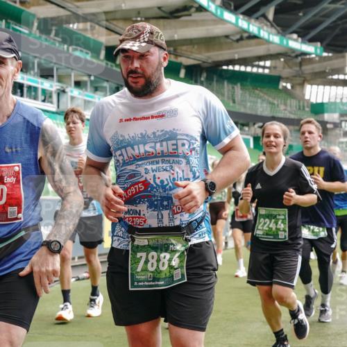 13.09.2026 - 21. swb-Marathon Bremen Michael Burmester http://msf.ph/oto/10442577 13.09.2026 13:07:16 Laufen im Stadion 109, 132, 156, 217, 287, 303, 310, 372, 430, 454, 489, 578, 607, 613, 682, 716, 784, 800, 808, 809, 831, 834, 846, 911, 922, 1083, 1173, 1189, 1205, 1210, 1274, 1322, 1364, 1365, 1369, 1387, 1395, 1437, 1532, 1533, 1545, 1574, 1581, 1600, 1823, 1831, 1841, 1848, 1854, 1871, 1909, 1926, 1938, 2003, 2070, 2076, 2090, 2219, 2275, 2283, 2318, 2355, 2356, 2393, 2405, 2440, 2492, 2565, 2611, 2699, 2707, 2721, 2731, 2755, 2802, 2818, 2831, 2866, 2902, 2911, 2949, 2960 meine-sportfotos.de