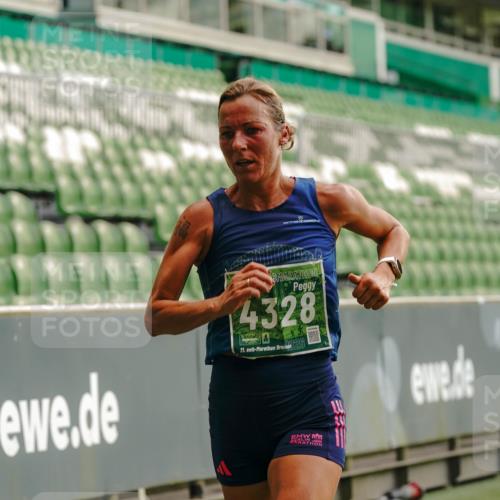 13.09.2026 - 21. swb-Marathon Bremen Michael Burmester http://msf.ph/oto/10442578 13.09.2026 12:43:49 Laufen im Stadion 439, 493, 623, 678, 681, 749, 819, 969, 1009, 1223, 1224, 1335, 1372, 1498, 1562, 1619, 1696, 1712, 1745, 1770, 1879, 1921, 2098, 2207, 2651, 2683, 3251, 3500, 3584, 3688, 4096, 4118, 4328, 4739, 4847, 4904, 5143, 5199, 5316, 5369, 5601, 5663, 5776, 5828, 6359, 6579, 6973, 7015, 7170, 7265, 7841, 7950, 8028, 8311, 8689, 8749, 8850, 8994, 9120, 9137, 9153, 9200, 9233, 9533, 9849, 13063, 13237, 126, 371, 453, 603, 640, 650, 671, 735, 744, 807, 862, 912, 957, 1136 meine-sportfotos.de