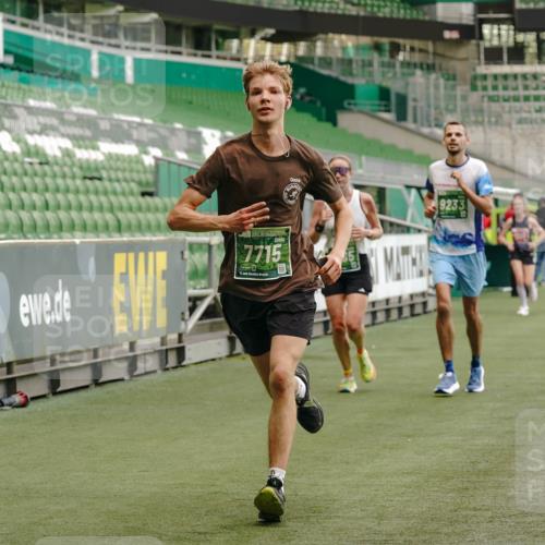 13.09.2026 - 21. swb-Marathon Bremen Michael Burmester http://msf.ph/oto/10442594 13.09.2026 12:43:51 Laufen im Stadion 439, 493, 623, 678, 681, 749, 819, 969, 1009, 1223, 1224, 1335, 1372, 1498, 1562, 1696, 1712, 1745, 1770, 1879, 1921, 2098, 2207, 2651, 2683, 3251, 3500, 3584, 3688, 4096, 4118, 4328, 4739, 4847, 4904, 5143, 5199, 5316, 5369, 5601, 5663, 5776, 5828, 6359, 6579, 6973, 7015, 7170, 7265, 7715, 7841, 7950, 8028, 8311, 8689, 8749, 8850, 8994, 9120, 9137, 9153, 9200, 9233, 9533, 9849, 13063, 13237, 126, 371, 453, 603, 640, 650, 671, 735, 744, 807, 862, 912, 957, 1136 meine-sportfotos.de