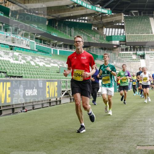 13.09.2026 - 21. swb-Marathon Bremen Michael Burmester http://msf.ph/oto/10442654 13.09.2026 10:28:25 Laufen im Stadion 10096, 10142, 10170, 10172, 10189, 10200, 10223, 10231, 10267, 10269, 10270, 10293, 10294, 10310, 10316, 10329, 10348, 10393, 10421, 10489, 10508, 10514, 10525, 10538, 10544, 10566, 10594, 10628, 10638, 10655, 10709, 10739, 10763, 10770, 10814, 10835, 10840, 10846, 10860, 10876, 10897, 10898, 10910, 10917, 10923, 10956, 10993, 11005, 11007, 11018, 11035, 11058, 11060, 11076, 11087, 11092, 11110, 11111, 11148, 11170, 11193 meine-sportfotos.de