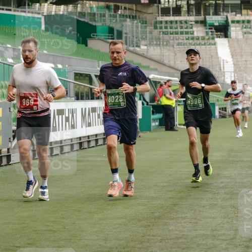 13.09.2026 - 21. swb-Marathon Bremen Michael Burmester http://msf.ph/oto/10442802 13.09.2026 12:43:59 Laufen im Stadion 339, 439, 493, 623, 678, 681, 715, 749, 819, 969, 1223, 1224, 1301, 1335, 1372, 1498, 1562, 1696, 1712, 1745, 1770, 1879, 1921, 2098, 2651, 2683, 3251, 3500, 3584, 3688, 4096, 4118, 4328, 4739, 4847, 4904, 5143, 5199, 5316, 5369, 5601, 5663, 5776, 5996, 6359, 6579, 6973, 7015, 7170, 7265, 7715, 7841, 7950, 8028, 8689, 8749, 8850, 8994, 9120, 9137, 9153, 9200, 9233, 9533, 9849, 13063, 13237, 126, 371, 453, 603, 640, 650, 671, 735, 744, 807, 862, 912, 957, 1136 meine-sportfotos.de