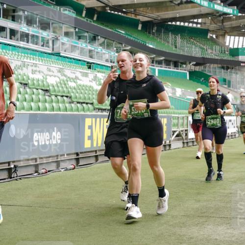 13.09.2026 - 21. swb-Marathon Bremen Michael Burmester http://msf.ph/oto/10442835 13.09.2026 13:07:20 Laufen im Stadion 109, 132, 156, 287, 303, 310, 372, 430, 454, 489, 578, 607, 613, 682, 716, 784, 800, 808, 809, 831, 834, 846, 911, 922, 1083, 1173, 1189, 1205, 1210, 1274, 1322, 1364, 1365, 1369, 1387, 1395, 1437, 1532, 1545, 1574, 1581, 1600, 1823, 1831, 1841, 1848, 1854, 1871, 1909, 1926, 1938, 2003, 2070, 2076, 2090, 2215, 2219, 2275, 2283, 2318, 2355, 2356, 2366, 2393, 2405, 2440, 2492, 2565, 2611, 2699, 2707, 2721, 2731, 2755, 2782, 2802, 2818, 2831, 2866, 2902, 2911, 2949, 2960 meine-sportfotos.de