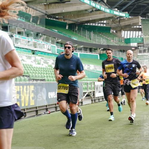 13.09.2026 - 21. swb-Marathon Bremen Michael Burmester http://msf.ph/oto/10442923 13.09.2026 10:28:31 Laufen im Stadion 10142, 10170, 10183, 10189, 10200, 10223, 10267, 10269, 10270, 10293, 10294, 10310, 10316, 10329, 10348, 10393, 10421, 10426, 10489, 10508, 10525, 10538, 10544, 10566, 10594, 10655, 10709, 10739, 10763, 10770, 10814, 10835, 10840, 10846, 10860, 10876, 10897, 10898, 10910, 10917, 10923, 10993, 11005, 11007, 11018, 11035, 11058, 11060, 11076, 11087, 11092, 11110, 11111, 11148, 11170 meine-sportfotos.de
