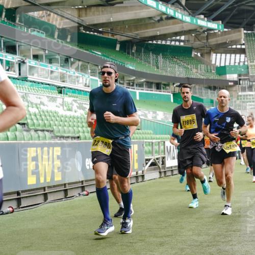 13.09.2026 - 21. swb-Marathon Bremen Michael Burmester http://msf.ph/oto/10442944 13.09.2026 10:28:31 Laufen im Stadion 10142, 10170, 10183, 10189, 10200, 10223, 10267, 10269, 10270, 10293, 10294, 10310, 10316, 10329, 10348, 10393, 10421, 10426, 10489, 10508, 10525, 10538, 10544, 10566, 10594, 10655, 10709, 10739, 10763, 10770, 10814, 10835, 10840, 10846, 10860, 10876, 10897, 10898, 10910, 10917, 10923, 10993, 11005, 11007, 11018, 11035, 11058, 11060, 11076, 11087, 11092, 11110, 11111, 11148, 11170 meine-sportfotos.de