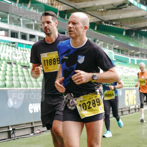 13.09.2026 - 21. swb-Marathon Bremen Michael Burmester http://msf.ph/oto/10443081 13.09.2026 10:28:33 Laufen im Stadion 10142, 10170, 10183, 10189, 10200, 10223, 10267, 10269, 10270, 10293, 10294, 10310, 10316, 10329, 10348, 10381, 10393, 10421, 10426, 10489, 10508, 10525, 10538, 10544, 10566, 10594, 10655, 10709, 10739, 10763, 10770, 10814, 10835, 10840, 10846, 10860, 10876, 10897, 10898, 10910, 10917, 10923, 10993, 11005, 11007, 11018, 11035, 11058, 11060, 11076, 11087, 11092, 11110, 11111, 11148, 11170 meine-sportfotos.de