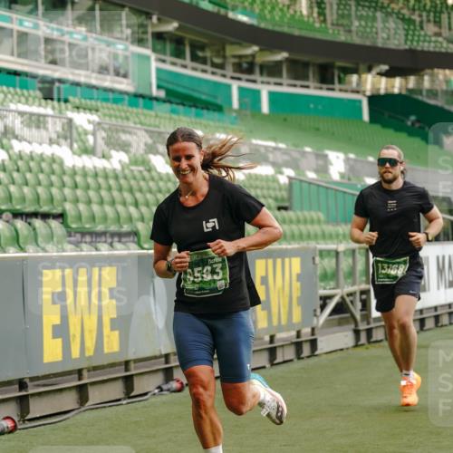13.09.2026 - 21. swb-Marathon Bremen Michael Burmester http://msf.ph/oto/10443211 13.09.2026 12:44:21 Laufen im Stadion 339, 493, 623, 678, 681, 715, 819, 969, 1264, 1301, 1335, 1372, 1498, 1562, 1696, 1770, 1921, 1937, 1975, 2098, 2651, 2683, 3092, 3251, 3500, 3584, 3609, 3688, 4096, 4118, 4328, 4739, 4904, 5143, 5199, 5316, 5369, 5601, 5663, 5776, 5996, 6359, 6579, 6973, 7015, 7170, 7206, 7265, 7715, 7841, 7950, 8028, 8689, 8749, 8850, 9137, 9153, 9200, 9233, 9583, 9849, 13063, 13168, 13237, 126, 371, 453, 603, 640, 650, 671, 735, 744, 862, 912, 957, 1136, 1411, 1822 meine-sportfotos.de