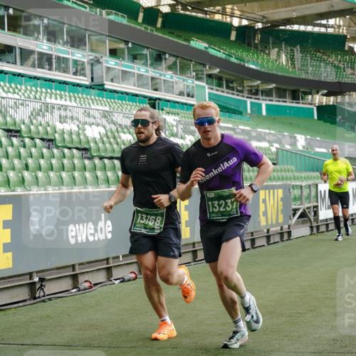 13.09.2026 - 21. swb-Marathon Bremen Michael Burmester http://msf.ph/oto/10443278 13.09.2026 12:44:23 Laufen im Stadion 280, 339, 493, 623, 678, 681, 715, 819, 969, 1264, 1301, 1335, 1372, 1498, 1562, 1696, 1770, 1921, 1937, 1975, 2098, 2683, 3092, 3251, 3500, 3584, 3609, 3688, 4096, 4118, 4328, 4739, 4904, 5143, 5199, 5316, 5369, 5601, 5663, 5776, 5996, 6359, 6579, 6973, 7015, 7170, 7206, 7265, 7715, 7841, 7950, 8028, 8689, 8749, 8850, 9137, 9153, 9200, 9233, 9583, 9849, 13063, 13168, 13237, 126, 371, 453, 603, 640, 650, 671, 735, 744, 862, 912, 957, 1136, 1411, 1822 meine-sportfotos.de
