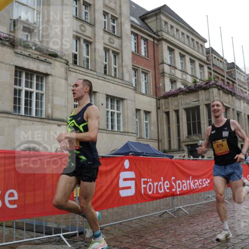 13.09.2026 - Kiel Lauf Yannick Fuchs http://msf.ph/oto/10443307 13.09.2026 12:00:01 Ziel 879, 12244 meine-sportfotos.de