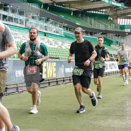 13.09.2026 - 21. swb-Marathon Bremen Michael Burmester http://msf.ph/oto/10443311 13.09.2026 13:07:26 Laufen im Stadion 109, 132, 156, 287, 303, 310, 372, 430, 454, 489, 551, 578, 607, 613, 682, 716, 784, 800, 808, 809, 831, 834, 846, 911, 922, 1083, 1173, 1189, 1205, 1210, 1285, 1322, 1364, 1365, 1369, 1387, 1395, 1437, 1532, 1545, 1574, 1600, 1688, 1823, 1831, 1841, 1848, 1854, 1871, 1909, 1926, 1938, 2003, 2070, 2090, 2215, 2219, 2275, 2283, 2318, 2355, 2356, 2366, 2393, 2405, 2440, 2492, 2565, 2611, 2699, 2707, 2721, 2731, 2755, 2782, 2802, 2818, 2831, 2866, 2902, 2911, 2949, 2960 meine-sportfotos.de