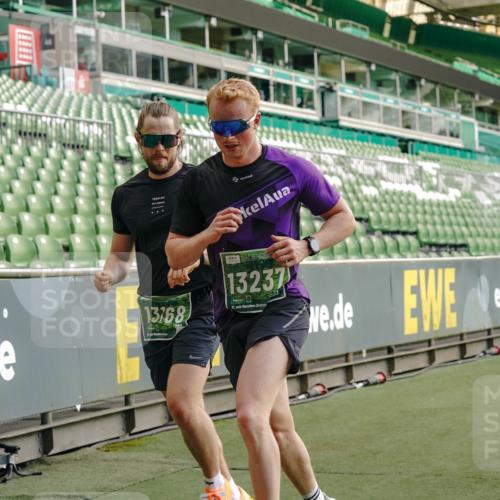 13.09.2026 - 21. swb-Marathon Bremen Michael Burmester http://msf.ph/oto/10443322 13.09.2026 12:44:24 Laufen im Stadion 280, 339, 493, 623, 678, 681, 715, 819, 969, 1264, 1301, 1335, 1372, 1498, 1562, 1696, 1770, 1921, 1937, 1975, 2098, 2683, 3092, 3251, 3500, 3584, 3609, 3688, 4096, 4118, 4328, 4739, 4904, 5143, 5199, 5316, 5369, 5601, 5663, 5776, 5996, 6359, 6579, 6973, 7015, 7170, 7206, 7265, 7715, 7841, 7950, 8028, 8689, 8749, 8850, 9137, 9153, 9200, 9233, 9583, 9849, 13063, 13168, 13237, 126, 371, 453, 603, 640, 650, 671, 735, 744, 862, 912, 957, 1136, 1411, 1822 meine-sportfotos.de