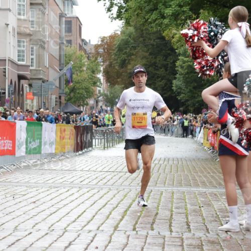 13.09.2026 - Kiel Lauf Yannick Fuchs http://msf.ph/oto/10443375 13.09.2026 12:02:15 Ziel 11291 meine-sportfotos.de