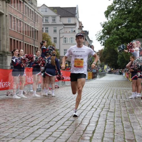 13.09.2026 - Kiel Lauf Yannick Fuchs http://msf.ph/oto/10443381 13.09.2026 12:02:17 Ziel 11291 meine-sportfotos.de
