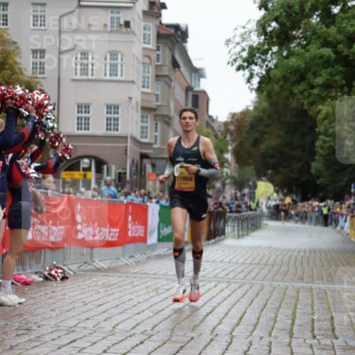 13.09.2026 - Kiel Lauf Yannick Fuchs http://msf.ph/oto/10443417 13.09.2026 12:03:48 Ziel 8608, 11804 meine-sportfotos.de