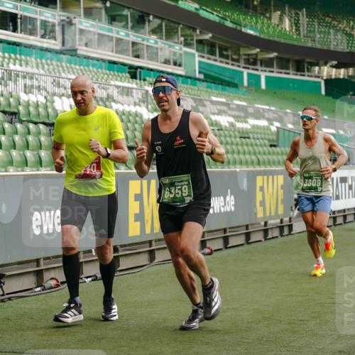 13.09.2026 - 21. swb-Marathon Bremen Michael Burmester http://msf.ph/oto/10443420 13.09.2026 12:44:28 Laufen im Stadion 280, 339, 493, 623, 678, 681, 715, 819, 969, 1264, 1301, 1335, 1372, 1498, 1696, 1770, 1921, 1937, 1975, 2020, 2098, 2683, 3092, 3271, 3500, 3609, 3688, 4118, 4328, 4739, 4904, 5092, 5143, 5199, 5316, 5369, 5601, 5663, 5776, 5996, 6359, 6579, 6973, 7015, 7170, 7206, 7265, 7715, 7841, 7950, 8028, 8689, 8749, 8850, 9129, 9137, 9153, 9200, 9233, 9583, 9849, 13063, 13168, 13237, 126, 371, 453, 603, 640, 650, 671, 735, 744, 862, 912, 957, 1136, 1411, 1822, 1850 meine-sportfotos.de