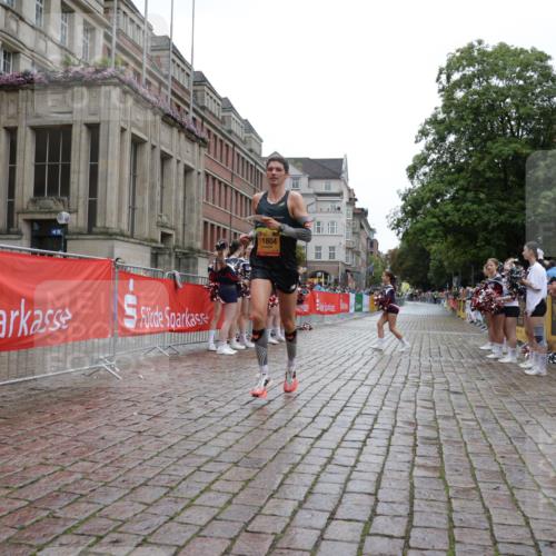 13.09.2026 - Kiel Lauf Yannick Fuchs http://msf.ph/oto/10443427 13.09.2026 12:03:50 Ziel 8608, 11804 meine-sportfotos.de