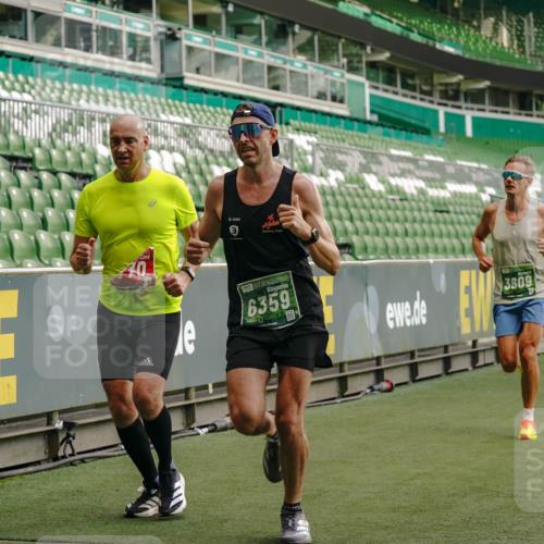 13.09.2026 - 21. swb-Marathon Bremen Michael Burmester http://msf.ph/oto/10443455 13.09.2026 12:44:28 Laufen im Stadion 280, 339, 493, 623, 678, 681, 715, 819, 969, 1264, 1301, 1335, 1372, 1498, 1696, 1770, 1921, 1937, 1975, 2020, 2098, 2683, 3092, 3271, 3500, 3609, 3688, 4118, 4328, 4739, 4904, 5092, 5143, 5199, 5316, 5369, 5601, 5663, 5776, 5996, 6359, 6579, 6973, 7015, 7170, 7206, 7265, 7715, 7841, 7950, 8028, 8689, 8749, 8850, 9129, 9137, 9153, 9200, 9233, 9583, 9849, 13063, 13168, 13237, 126, 371, 453, 603, 640, 650, 671, 735, 744, 862, 912, 957, 1136, 1411, 1822, 1850 meine-sportfotos.de