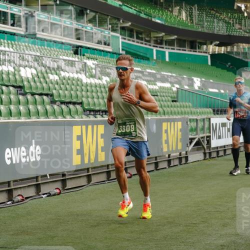 13.09.2026 - 21. swb-Marathon Bremen Michael Burmester http://msf.ph/oto/10443483 13.09.2026 12:44:29 Laufen im Stadion 280, 339, 493, 623, 678, 681, 715, 819, 969, 1264, 1301, 1335, 1372, 1498, 1696, 1770, 1921, 1937, 1975, 2020, 2098, 2683, 3092, 3271, 3500, 3609, 3688, 4118, 4328, 4739, 4904, 5092, 5143, 5199, 5316, 5369, 5601, 5776, 5996, 6359, 6579, 6973, 7015, 7170, 7206, 7265, 7715, 7841, 7950, 8028, 8689, 8749, 8850, 9129, 9137, 9153, 9200, 9233, 9583, 9849, 13063, 13168, 13237, 126, 371, 453, 603, 640, 650, 671, 735, 744, 862, 912, 957, 1136, 1411, 1822, 1850 meine-sportfotos.de