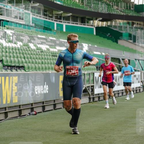 13.09.2026 - 21. swb-Marathon Bremen Michael Burmester http://msf.ph/oto/10443515 13.09.2026 12:44:31 Laufen im Stadion 280, 339, 493, 508, 623, 678, 681, 715, 819, 969, 1264, 1301, 1335, 1372, 1498, 1696, 1770, 1921, 1937, 1975, 2020, 2098, 2683, 3092, 3271, 3500, 3609, 3688, 4118, 4328, 4739, 4904, 5092, 5143, 5199, 5316, 5369, 5601, 5776, 5996, 6359, 6579, 6973, 7015, 7170, 7206, 7265, 7715, 7841, 7950, 8028, 8689, 8749, 8850, 9129, 9137, 9153, 9200, 9233, 9583, 9849, 13063, 13168, 13237, 126, 371, 453, 603, 640, 650, 671, 735, 744, 862, 912, 957, 1136, 1411, 1667, 1822, 1850 meine-sportfotos.de