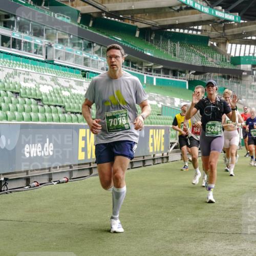 13.09.2026 - 21. swb-Marathon Bremen Michael Burmester http://msf.ph/oto/10443517 13.09.2026 13:07:30 Laufen im Stadion 109, 132, 156, 287, 303, 310, 372, 430, 454, 489, 551, 578, 607, 613, 682, 716, 800, 808, 809, 831, 834, 846, 884, 911, 922, 1083, 1173, 1189, 1205, 1210, 1285, 1322, 1364, 1365, 1369, 1387, 1395, 1437, 1532, 1545, 1574, 1600, 1688, 1823, 1831, 1841, 1848, 1854, 1871, 1909, 1926, 1938, 2003, 2070, 2090, 2215, 2219, 2275, 2283, 2318, 2355, 2356, 2366, 2405, 2440, 2492, 2565, 2611, 2699, 2707, 2721, 2731, 2755, 2782, 2802, 2818, 2831, 2866, 2902, 2911, 2949, 2960 meine-sportfotos.de