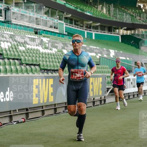 13.09.2026 - 21. swb-Marathon Bremen Michael Burmester http://msf.ph/oto/10443520 13.09.2026 12:44:32 Laufen im Stadion 280, 339, 493, 508, 623, 678, 681, 715, 819, 969, 1264, 1301, 1335, 1372, 1498, 1696, 1770, 1921, 1937, 1975, 2020, 2098, 2683, 3092, 3271, 3500, 3609, 3688, 4118, 4328, 4739, 4904, 5092, 5143, 5199, 5316, 5369, 5601, 5776, 5996, 6359, 6579, 6973, 7015, 7170, 7206, 7265, 7715, 7841, 7950, 8028, 8689, 8749, 8850, 9129, 9137, 9153, 9200, 9233, 9583, 9849, 13063, 13168, 13237, 126, 371, 453, 603, 640, 650, 671, 735, 744, 862, 912, 957, 1136, 1411, 1667, 1822, 1850 meine-sportfotos.de