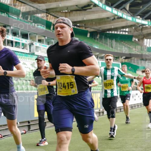 13.09.2026 - 21. swb-Marathon Bremen Michael Burmester http://msf.ph/oto/10443542 13.09.2026 10:28:41 Laufen im Stadion 10142, 10170, 10183, 10189, 10200, 10223, 10267, 10269, 10270, 10293, 10294, 10310, 10316, 10329, 10348, 10381, 10393, 10421, 10426, 10508, 10525, 10537, 10538, 10544, 10566, 10594, 10655, 10709, 10739, 10763, 10770, 10814, 10835, 10840, 10846, 10860, 10876, 10897, 10898, 10910, 10917, 10923, 10966, 10993, 11005, 11007, 11018, 11035, 11058, 11076, 11087, 11092, 11109, 11111, 11148, 11170 meine-sportfotos.de