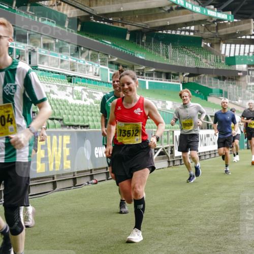 13.09.2026 - 21. swb-Marathon Bremen Michael Burmester http://msf.ph/oto/10443645 13.09.2026 10:28:43 Laufen im Stadion 10142, 10170, 10183, 10189, 10200, 10223, 10267, 10269, 10270, 10293, 10294, 10310, 10316, 10329, 10334, 10348, 10381, 10393, 10421, 10426, 10508, 10525, 10537, 10538, 10544, 10566, 10594, 10655, 10709, 10739, 10763, 10770, 10814, 10835, 10840, 10846, 10860, 10876, 10897, 10898, 10910, 10917, 10923, 10966, 10993, 11005, 11007, 11018, 11035, 11058, 11076, 11087, 11092, 11109, 11111, 11148, 11170 meine-sportfotos.de