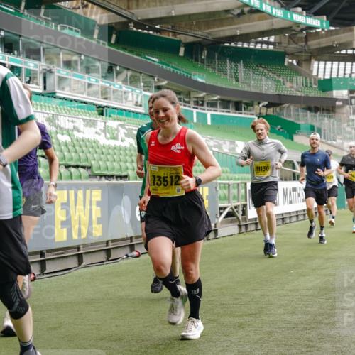 13.09.2026 - 21. swb-Marathon Bremen Michael Burmester http://msf.ph/oto/10443667 13.09.2026 10:28:43 Laufen im Stadion 10142, 10170, 10183, 10189, 10200, 10223, 10267, 10269, 10270, 10293, 10294, 10310, 10316, 10329, 10334, 10348, 10381, 10393, 10421, 10426, 10508, 10525, 10537, 10538, 10544, 10566, 10594, 10655, 10709, 10739, 10763, 10770, 10814, 10835, 10840, 10846, 10860, 10876, 10897, 10898, 10910, 10917, 10923, 10966, 10993, 11005, 11007, 11018, 11035, 11058, 11076, 11087, 11092, 11109, 11111, 11148, 11170 meine-sportfotos.de