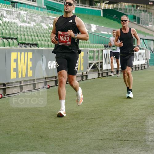 13.09.2026 - 21. swb-Marathon Bremen Michael Burmester http://msf.ph/oto/10443791 13.09.2026 12:44:44 Laufen im Stadion 280, 339, 474, 493, 508, 623, 678, 681, 715, 788, 819, 969, 1264, 1301, 1335, 1372, 1498, 1696, 1770, 1937, 1975, 2020, 2098, 3092, 3271, 3500, 3609, 4118, 4328, 4739, 4904, 5092, 5143, 5199, 5369, 5601, 5776, 5996, 6579, 6918, 6973, 7015, 7170, 7206, 7265, 7478, 7715, 7841, 7950, 8028, 8054, 8096, 8850, 9070, 9129, 9137, 9153, 9233, 9306, 9583, 9642, 9849, 13063, 13168, 13237, 126, 371, 603, 640, 650, 671, 735, 744, 862, 912, 957, 1136, 1411, 1667, 1822, 1850 meine-sportfotos.de
