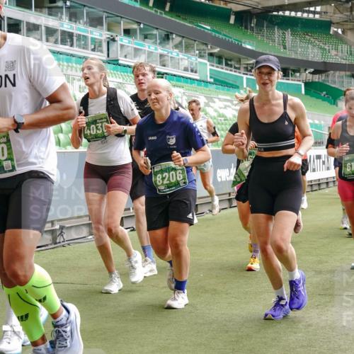 13.09.2026 - 21. swb-Marathon Bremen Michael Burmester http://msf.ph/oto/10443808 13.09.2026 13:07:35 Laufen im Stadion 109, 132, 156, 287, 303, 310, 372, 454, 489, 551, 578, 607, 613, 682, 716, 800, 808, 809, 831, 834, 846, 884, 911, 922, 1083, 1173, 1189, 1205, 1210, 1285, 1322, 1364, 1365, 1369, 1387, 1395, 1437, 1532, 1545, 1574, 1600, 1688, 1823, 1831, 1841, 1848, 1854, 1871, 1909, 1926, 1938, 2003, 2070, 2090, 2215, 2219, 2229, 2275, 2283, 2318, 2356, 2366, 2405, 2440, 2492, 2565, 2611, 2635, 2699, 2707, 2721, 2727, 2731, 2755, 2782, 2802, 2818, 2831, 2866, 2902, 2911, 2949, 2960 meine-sportfotos.de