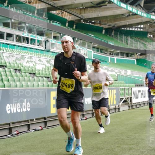 13.09.2026 - 21. swb-Marathon Bremen Michael Burmester http://msf.ph/oto/10444056 13.09.2026 10:28:48 Laufen im Stadion 10142, 10162, 10170, 10183, 10189, 10200, 10223, 10253, 10267, 10270, 10293, 10294, 10316, 10329, 10334, 10348, 10381, 10393, 10421, 10426, 10508, 10525, 10537, 10538, 10544, 10594, 10655, 10709, 10739, 10763, 10770, 10814, 10825, 10835, 10840, 10846, 10860, 10876, 10910, 10917, 10923, 10966, 10993, 11005, 11007, 11018, 11035, 11058, 11076, 11087, 11092, 11109, 11111, 11148, 11170 meine-sportfotos.de