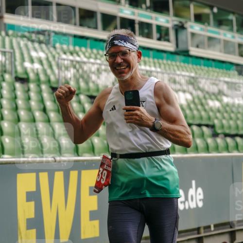 13.09.2026 - 21. swb-Marathon Bremen Michael Burmester http://msf.ph/oto/10444079 13.09.2026 12:44:55 Laufen im Stadion 280, 339, 474, 493, 508, 623, 678, 681, 715, 788, 969, 1264, 1277, 1301, 1335, 1372, 1498, 1696, 1770, 1937, 1975, 2020, 2098, 3092, 3271, 3500, 3609, 4110, 4118, 4157, 4328, 4739, 4904, 5092, 5143, 5199, 5369, 5601, 5776, 5996, 6579, 6918, 6973, 7015, 7170, 7206, 7265, 7478, 7715, 7841, 7950, 8028, 8054, 8096, 8850, 8936, 9070, 9129, 9137, 9306, 9583, 9642, 13063, 13168, 13237, 126, 371, 603, 640, 650, 671, 735, 744, 862, 912, 957, 1136, 1411, 1667, 1822, 1850 meine-sportfotos.de