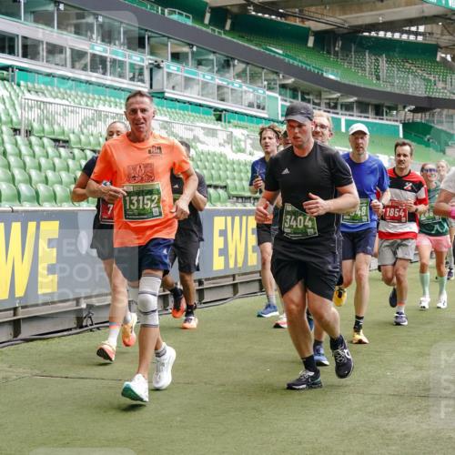 13.09.2026 - 21. swb-Marathon Bremen Michael Burmester http://msf.ph/oto/10444218 13.09.2026 13:07:40 Laufen im Stadion 132, 156, 287, 303, 310, 372, 489, 551, 578, 607, 613, 682, 716, 800, 808, 809, 831, 834, 846, 884, 911, 922, 1083, 1173, 1189, 1205, 1210, 1285, 1289, 1322, 1364, 1365, 1369, 1387, 1395, 1437, 1532, 1545, 1574, 1600, 1688, 1823, 1831, 1841, 1848, 1854, 1871, 1899, 1909, 1926, 1938, 2003, 2041, 2070, 2090, 2215, 2219, 2229, 2275, 2283, 2318, 2356, 2366, 2405, 2440, 2492, 2565, 2611, 2635, 2699, 2707, 2721, 2727, 2731, 2755, 2782, 2802, 2818, 2831, 2866, 2902, 2911, 2949, 2960 meine-sportfotos.de