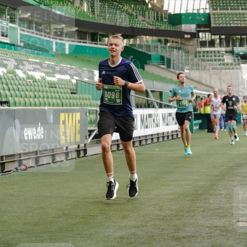 13.09.2026 - 21. swb-Marathon Bremen Michael Burmester http://msf.ph/oto/10444274 13.09.2026 12:45:07 Laufen im Stadion 280, 339, 474, 493, 508, 623, 678, 681, 715, 788, 969, 1017, 1264, 1277, 1301, 1335, 1372, 1498, 1696, 1770, 1863, 1937, 1975, 2020, 2084, 2098, 3092, 3271, 3609, 4110, 4118, 4157, 4328, 4739, 4904, 5092, 5143, 5369, 5601, 5776, 5996, 6918, 6973, 7015, 7206, 7265, 7336, 7478, 7715, 8028, 8054, 8096, 8756, 8936, 9070, 9129, 9137, 9273, 9306, 9583, 9642, 13063, 13168, 13237, 126, 371, 603, 640, 650, 671, 735, 744, 912, 957, 1136, 1411, 1667, 1822, 1850 meine-sportfotos.de