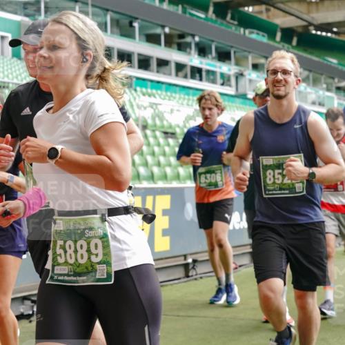 13.09.2026 - 21. swb-Marathon Bremen Michael Burmester http://msf.ph/oto/10444307 13.09.2026 13:07:42 Laufen im Stadion 132, 156, 303, 310, 372, 489, 551, 607, 682, 716, 800, 808, 809, 831, 834, 846, 884, 911, 922, 1083, 1173, 1189, 1205, 1210, 1285, 1289, 1322, 1364, 1365, 1369, 1387, 1395, 1437, 1532, 1545, 1559, 1574, 1600, 1688, 1823, 1831, 1841, 1848, 1854, 1871, 1899, 1909, 1926, 1938, 2003, 2041, 2070, 2090, 2215, 2219, 2229, 2275, 2283, 2318, 2356, 2366, 2405, 2440, 2492, 2565, 2611, 2635, 2699, 2707, 2721, 2727, 2731, 2755, 2782, 2802, 2818, 2831, 2866, 2902, 2911, 2949, 2960 meine-sportfotos.de