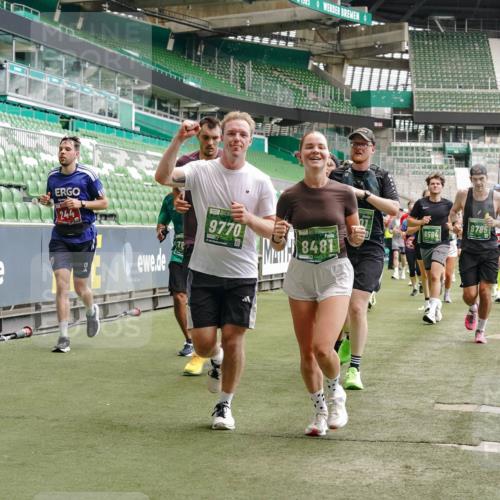 13.09.2026 - 21. swb-Marathon Bremen Michael Burmester http://msf.ph/oto/10444499 13.09.2026 13:07:45 Laufen im Stadion 132, 156, 303, 310, 372, 489, 551, 607, 682, 716, 800, 808, 809, 831, 834, 846, 884, 911, 922, 1083, 1173, 1189, 1205, 1210, 1285, 1289, 1322, 1364, 1365, 1369, 1387, 1395, 1437, 1532, 1545, 1559, 1574, 1600, 1688, 1823, 1831, 1841, 1848, 1854, 1871, 1899, 1909, 1926, 1938, 2003, 2041, 2070, 2090, 2215, 2219, 2229, 2275, 2283, 2318, 2356, 2366, 2405, 2440, 2492, 2565, 2611, 2635, 2699, 2707, 2721, 2727, 2731, 2755, 2782, 2802, 2818, 2831, 2866, 2902, 2911, 2949, 2960 meine-sportfotos.de