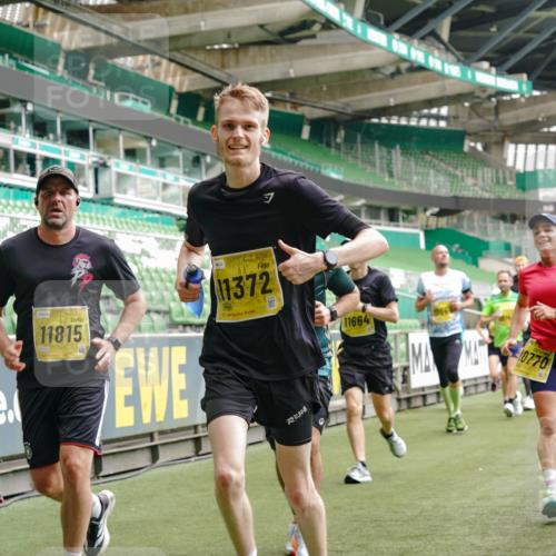 13.09.2026 - 21. swb-Marathon Bremen Michael Burmester http://msf.ph/oto/10444569 13.09.2026 10:28:57 Laufen im Stadion 10162, 10170, 10183, 10189, 10200, 10218, 10223, 10253, 10267, 10270, 10293, 10294, 10316, 10329, 10334, 10348, 10381, 10393, 10421, 10426, 10508, 10525, 10537, 10538, 10544, 10594, 10655, 10709, 10739, 10763, 10770, 10814, 10825, 10835, 10840, 10846, 10860, 10876, 10910, 10917, 10923, 10966, 10993, 11005, 11007, 11018, 11035, 11058, 11076, 11087, 11092, 11109, 11111, 11170 meine-sportfotos.de