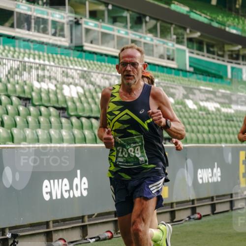 13.09.2026 - 21. swb-Marathon Bremen Michael Burmester http://msf.ph/oto/10444658 13.09.2026 12:45:25 Laufen im Stadion 195, 280, 339, 474, 493, 508, 623, 678, 681, 697, 715, 788, 969, 1017, 1034, 1181, 1241, 1264, 1277, 1301, 1335, 1498, 1696, 1770, 1863, 1937, 1975, 2020, 2084, 2098, 2297, 2889, 3092, 3271, 3609, 4110, 4118, 4157, 4328, 5092, 5719, 5996, 6918, 6973, 7015, 7206, 7265, 7336, 7478, 7715, 8028, 8054, 8096, 8319, 8325, 8331, 8670, 8756, 8936, 9070, 9129, 9137, 9273, 9306, 9495, 9583, 9642, 13063, 13168, 13237, 371, 439, 650, 744, 957, 1411, 1667, 1822, 1850 meine-sportfotos.de