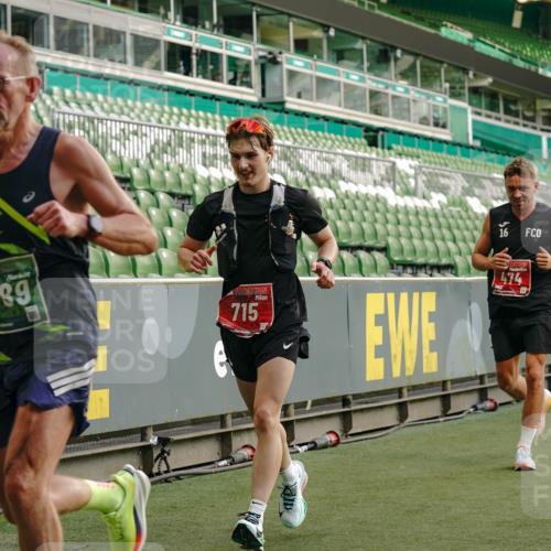 13.09.2026 - 21. swb-Marathon Bremen Michael Burmester http://msf.ph/oto/10444668 13.09.2026 12:45:26 Laufen im Stadion 195, 280, 339, 474, 493, 508, 567, 623, 678, 681, 697, 715, 788, 1017, 1034, 1181, 1241, 1264, 1277, 1301, 1335, 1498, 1696, 1770, 1863, 1937, 1975, 2020, 2084, 2098, 2297, 2889, 3092, 3271, 3609, 4110, 4118, 4157, 4328, 5092, 5719, 5996, 6918, 6973, 7015, 7206, 7265, 7336, 7478, 7715, 8028, 8054, 8096, 8319, 8325, 8331, 8670, 8756, 8936, 9070, 9129, 9137, 9273, 9306, 9495, 9583, 9642, 13063, 13168, 13237, 371, 439, 650, 744, 957, 1411, 1667, 1822, 1850 meine-sportfotos.de