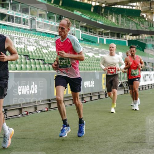 13.09.2026 - 21. swb-Marathon Bremen Michael Burmester http://msf.ph/oto/10444735 13.09.2026 12:45:28 Laufen im Stadion 195, 280, 339, 474, 493, 508, 567, 678, 681, 697, 715, 788, 1017, 1034, 1181, 1241, 1264, 1277, 1301, 1335, 1498, 1696, 1863, 1937, 1975, 2020, 2084, 2098, 2297, 2889, 3092, 3271, 3609, 4110, 4118, 4157, 4328, 5092, 5719, 5996, 6918, 6973, 7015, 7206, 7265, 7336, 7478, 7715, 8028, 8054, 8096, 8319, 8325, 8331, 8670, 8701, 8756, 8936, 9070, 9129, 9137, 9273, 9306, 9495, 9583, 9642, 13063, 13168, 13237, 371, 439, 650, 744, 957, 1411, 1667, 1822, 1850 meine-sportfotos.de